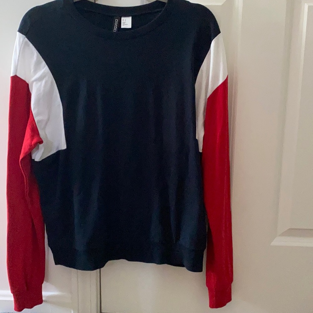 H&M red white and blue long sleeve size medium